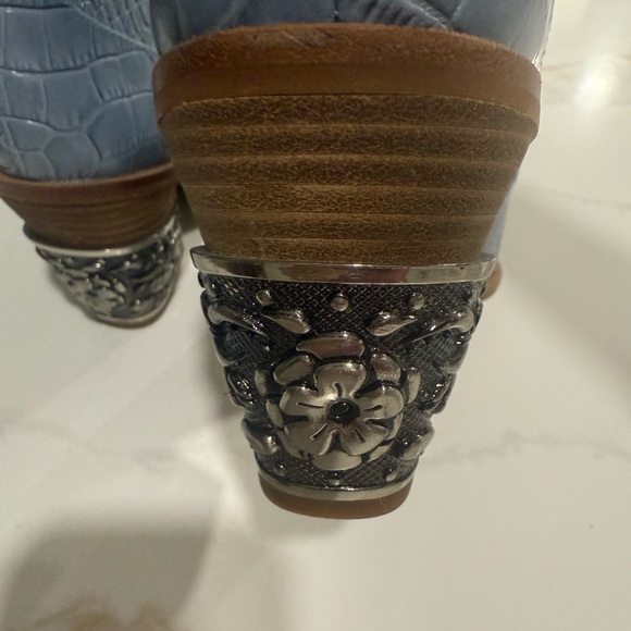 Gianni bini brand new boots! Light blue - Picture 2 of 3